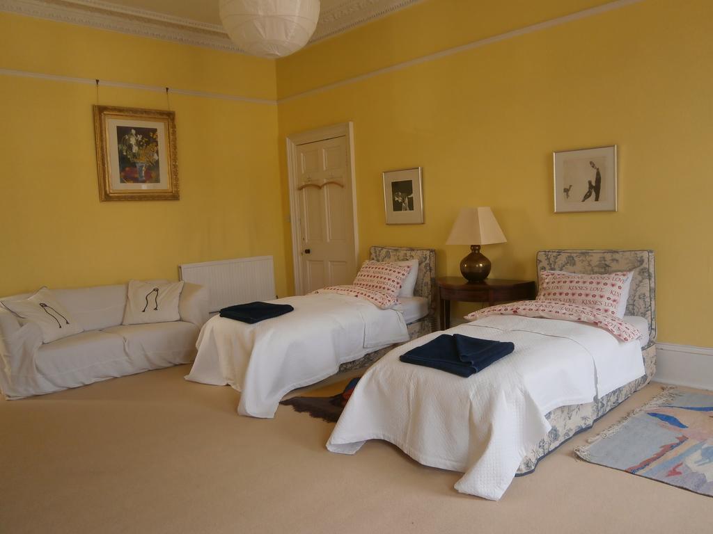 Winter Cherry Bed & Breakfast Edinburgh Oda fotoğraf