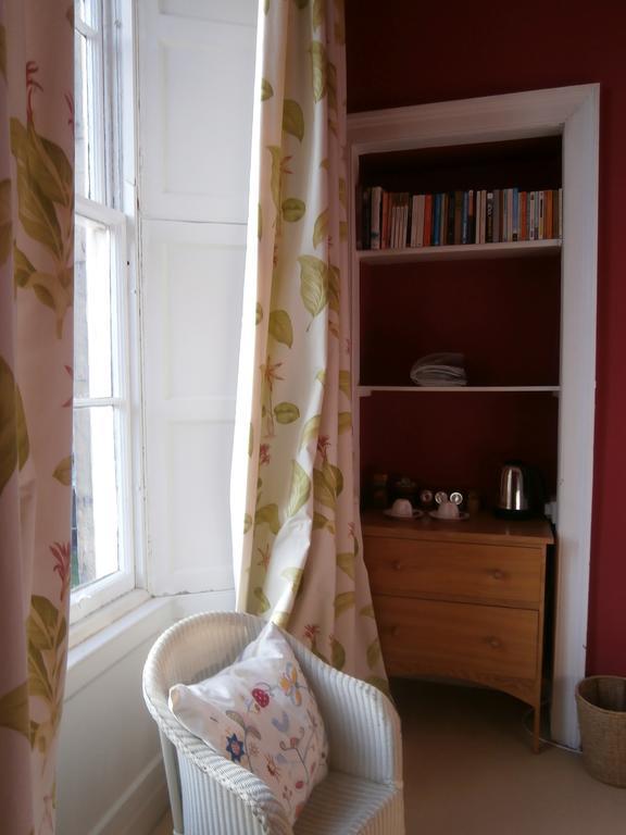 Winter Cherry Bed & Breakfast Edinburgh Oda fotoğraf