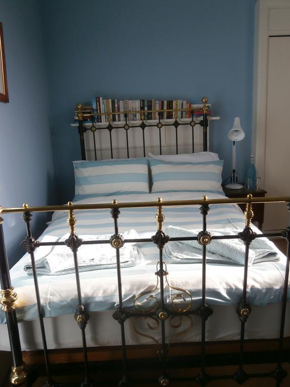 Winter Cherry Bed & Breakfast Edinburgh Oda fotoğraf